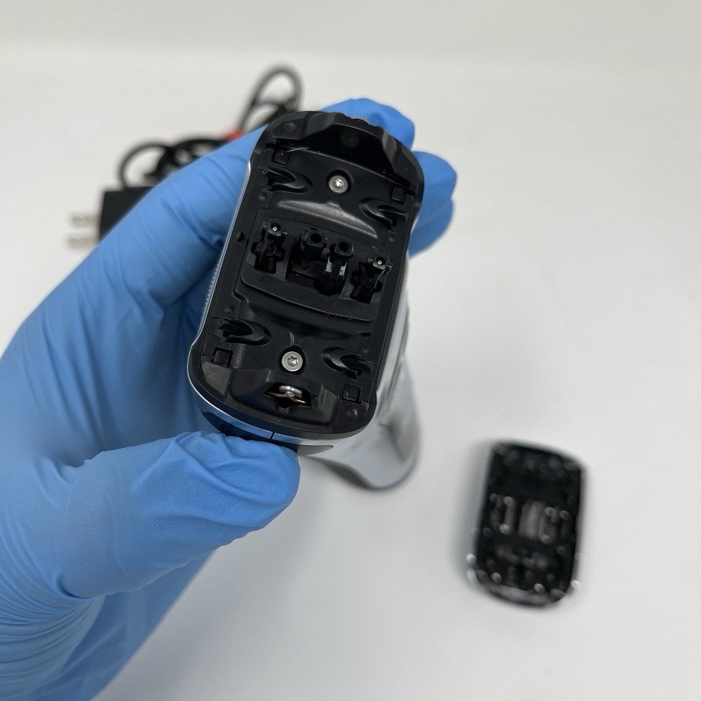Braun Series 9 S9 Wet & Dry Electric Foil Shaver Silver w/ OEM Charger TESTED - Picture 7 of 9